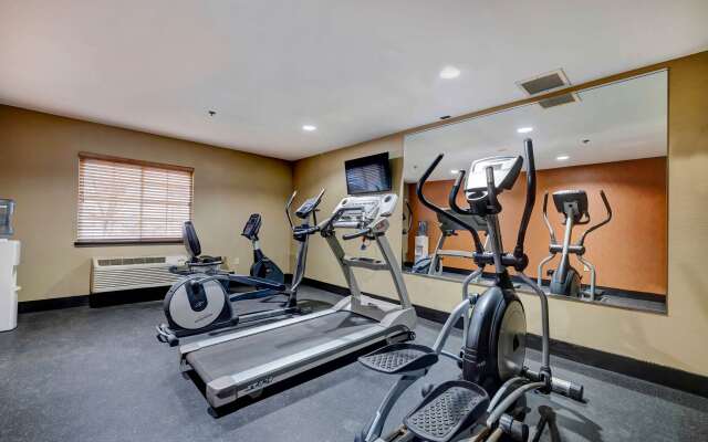 Studio 6 Lenexa, KS - Overland Park