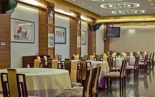 Chengde Tianbao Hotel