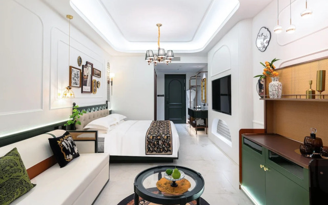 Vishan Garden Trendy Hostel