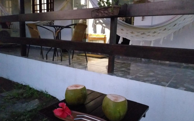 Bangalô completo, amplo, funcional e confortável.