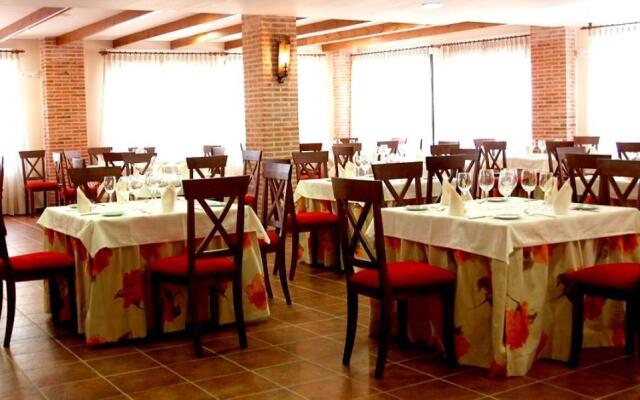 Palacio de Monfarracinos