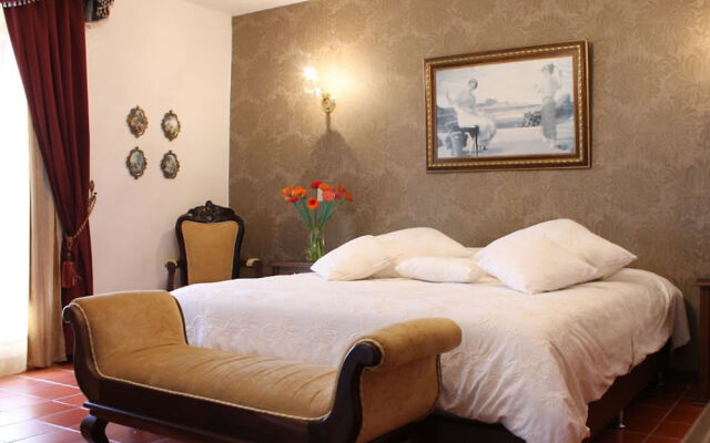 Casa Lola Hotel Boutique