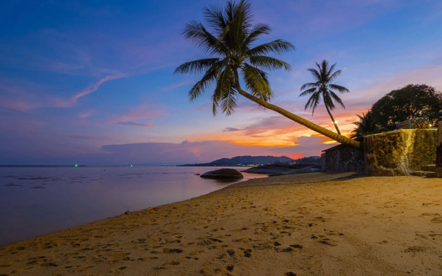 Three Trees Samui Resort - Sarocha Villa