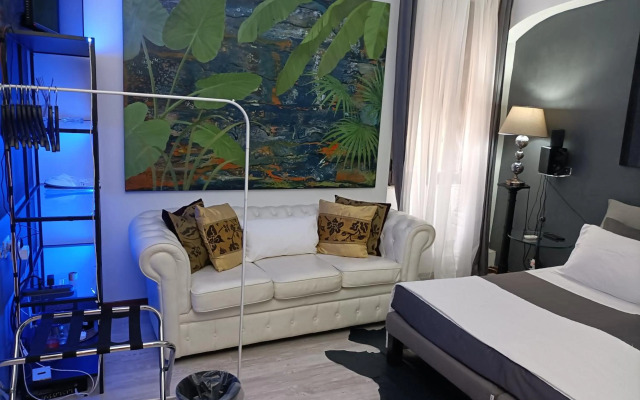 Spanish Steps bedroom