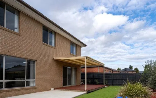 Spacious 4B House in PointCook