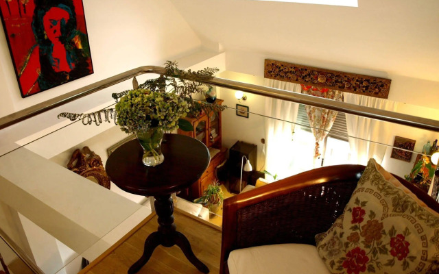 Flatguest Quality Duplex
