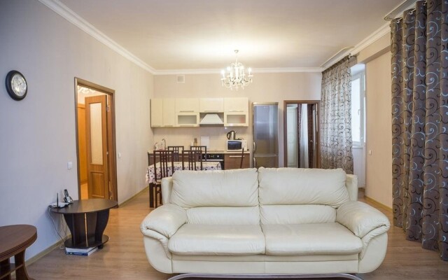 Svetlaya Kvartira v ZhK Nursaya