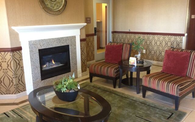 Comfort Suites Near Six Flags Magic Mountain