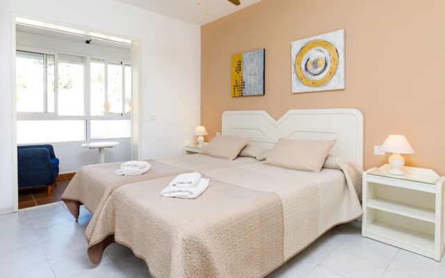 Apartamentos Turísticos Almoraide
