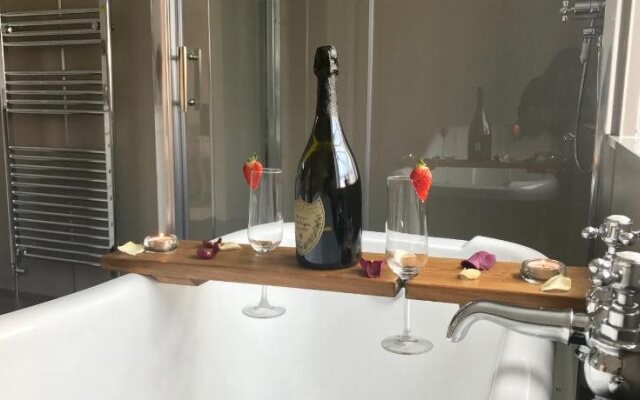 Ashmount Country House