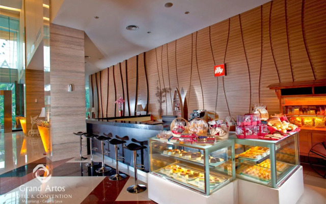 Grand Artos Hotel & Convention