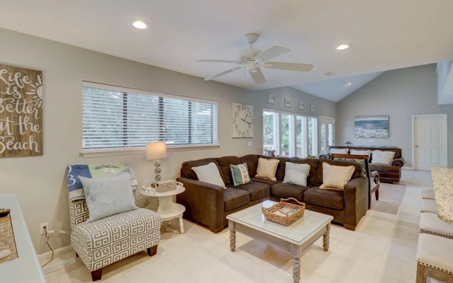 44 Sea Lane Holiday Home