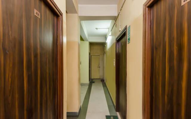 OYO 8998 Hotel Aayash