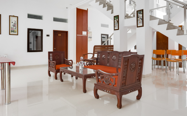 RedDoorz near Jawa Timur Park 3