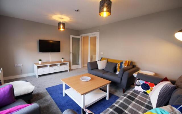 Strand House 2