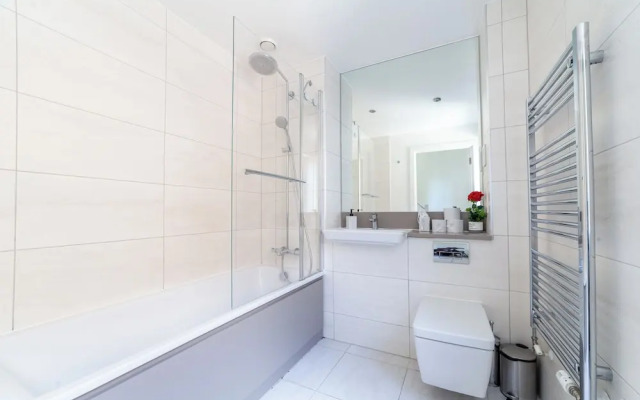 Stunning 5 Bedroom Retreat London
