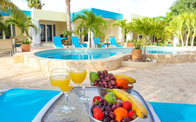 Aqua Viva Suites