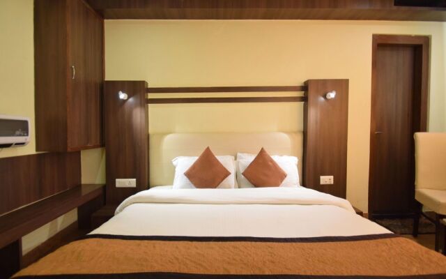 OYO 11470 Hotel Bridge View Premium