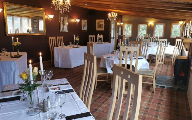 The Whistlefield Inn