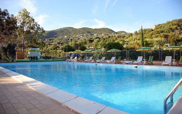 Acqua Marina Village