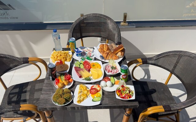 Rizk Pyramids View Hotel