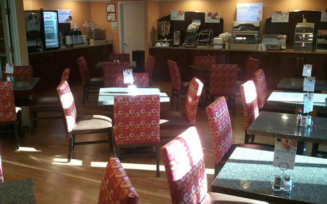 Holiday Inn Express Harrisburg SW - Mechanicsburg by IHG