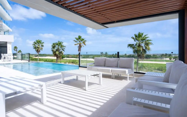 Apartment With 3 Bedrooms bbq and Balcony