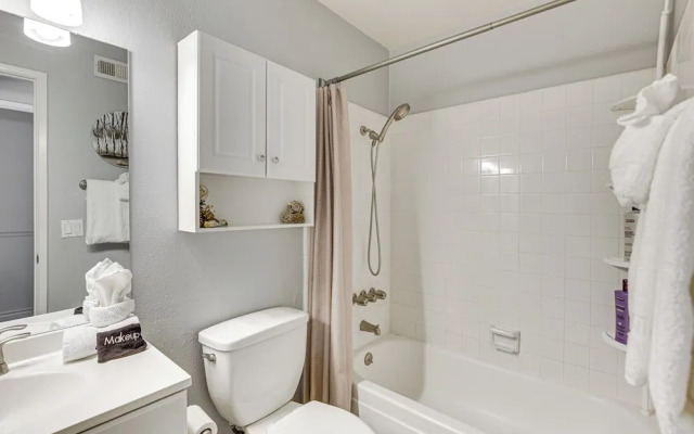 Poway Retreat w/ Stunning Sunset & Mountain Views!