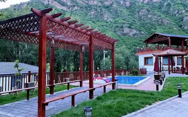 Beijing Jiangnanyi Homestay(Qinglianggu Scenic Area)