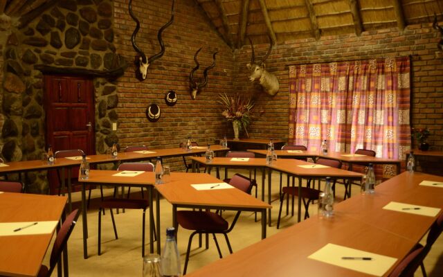 Tshukudu Game Lodge