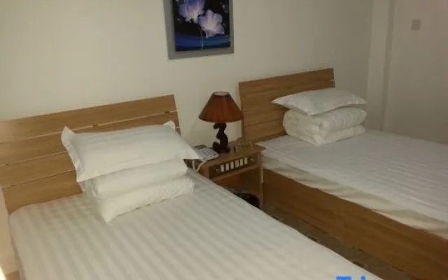 Shankee Hotel (Zibo Badaju RT-Mart)