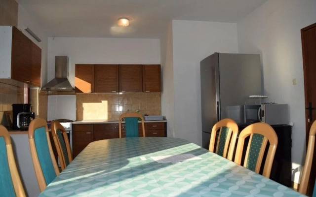 Ljilja - 10m From the sea With Parking - A4
