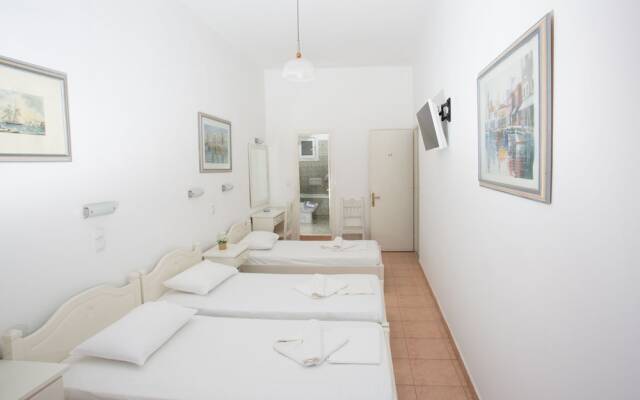 Louiza Hotel
