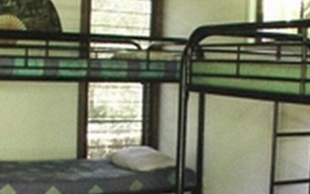 1770 Southern Cross Travellers Retreat