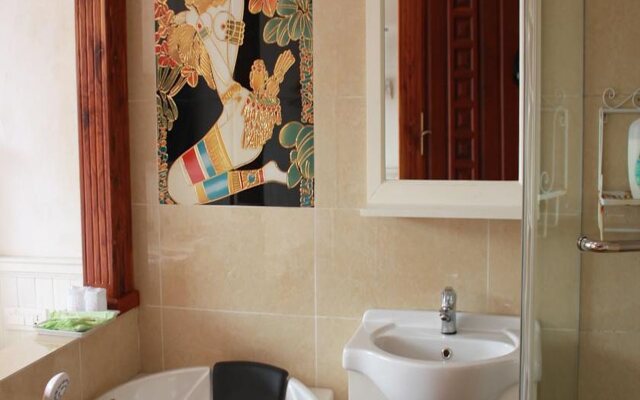 Bamboo House Resort