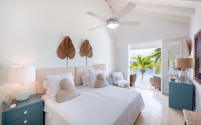 Exceptional Beachfront Living - Milord Sunsets 3 Bedroom Home by Blue Sky Luxury — фото 3