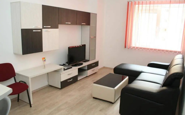 Top Rooms Aparthotel