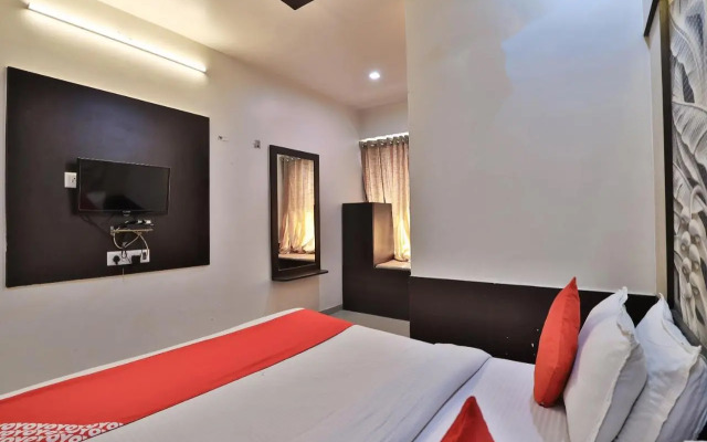 OYO Premium Law Garden C G Road