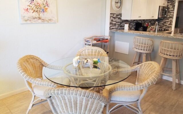 Island House D224 2 Bedroom Condo by RedAwning