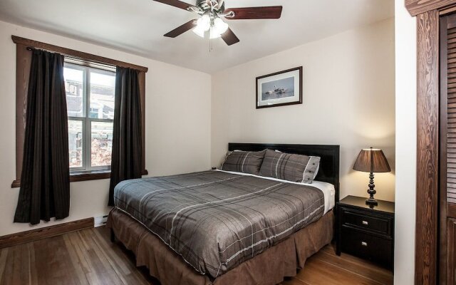 The Grizzly Den by Revelstoke Vacations