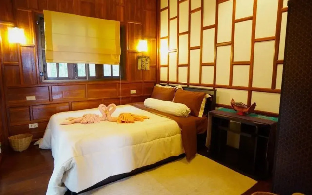 Villa Ayutthaya @ Golden Pool Villas