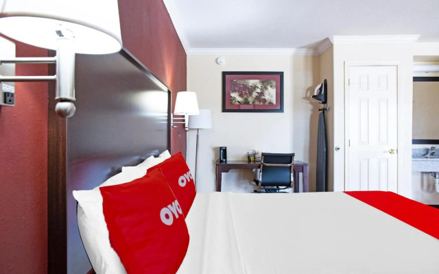 OYO Hotel McAllen Airport South