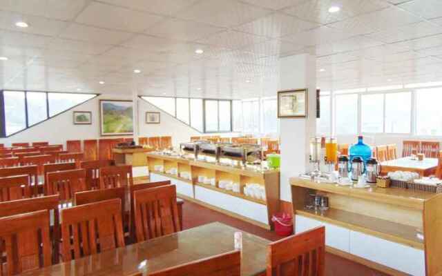 London Sapa Hotel
