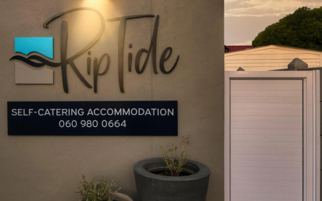 RipTide Apartment on 28 Main Road Struisbaai