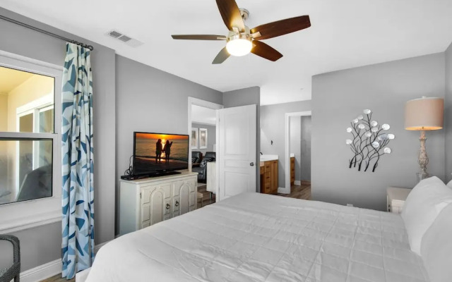 Emerald Dunes 103