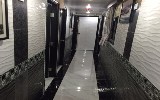 Skylark Hostel