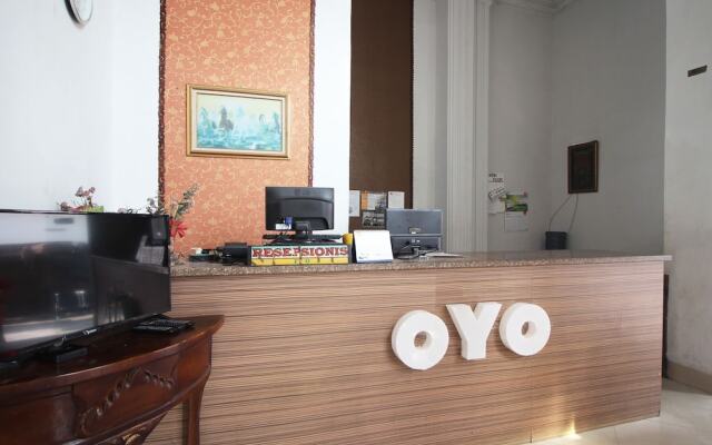 Hotel Lee by OYO Rooms