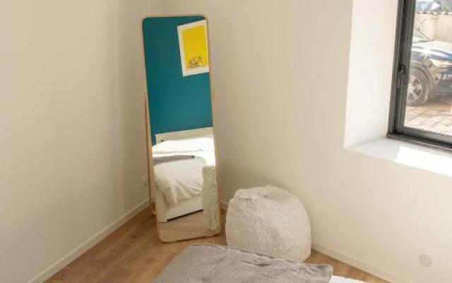 Modern Air Conditioned Apartment