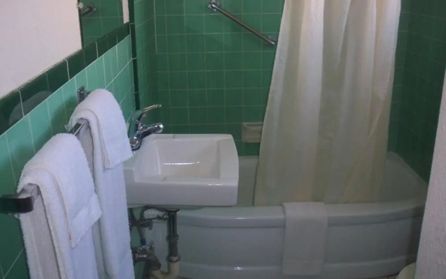 Deluxe Inn Of Roswell