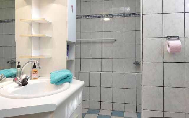 Beautiful Home in Rekem-lanaken With Wifi and 2 Bedrooms